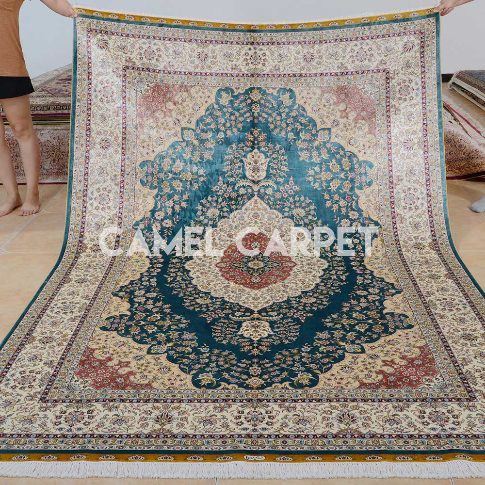 Hand Knotted Silk Soft Rugs