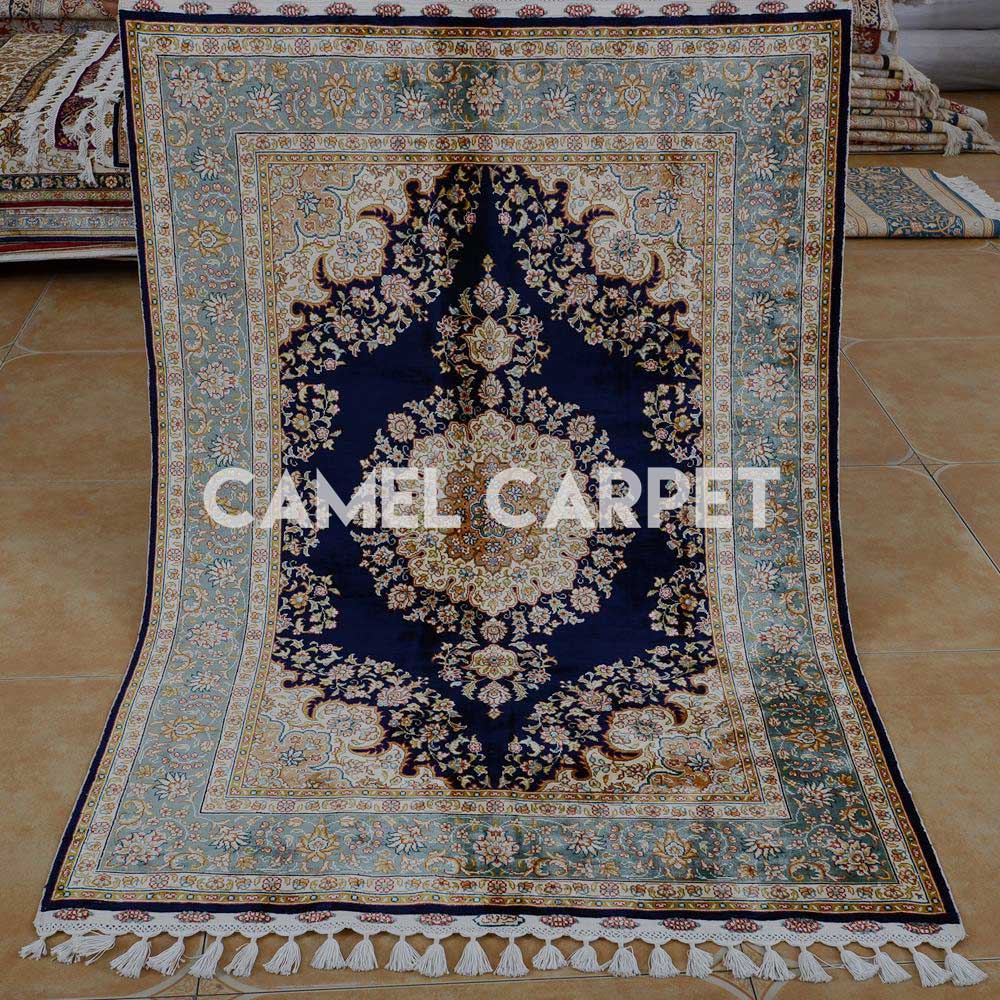 Persian Hand Knotted Isfahan Rugs.jpg